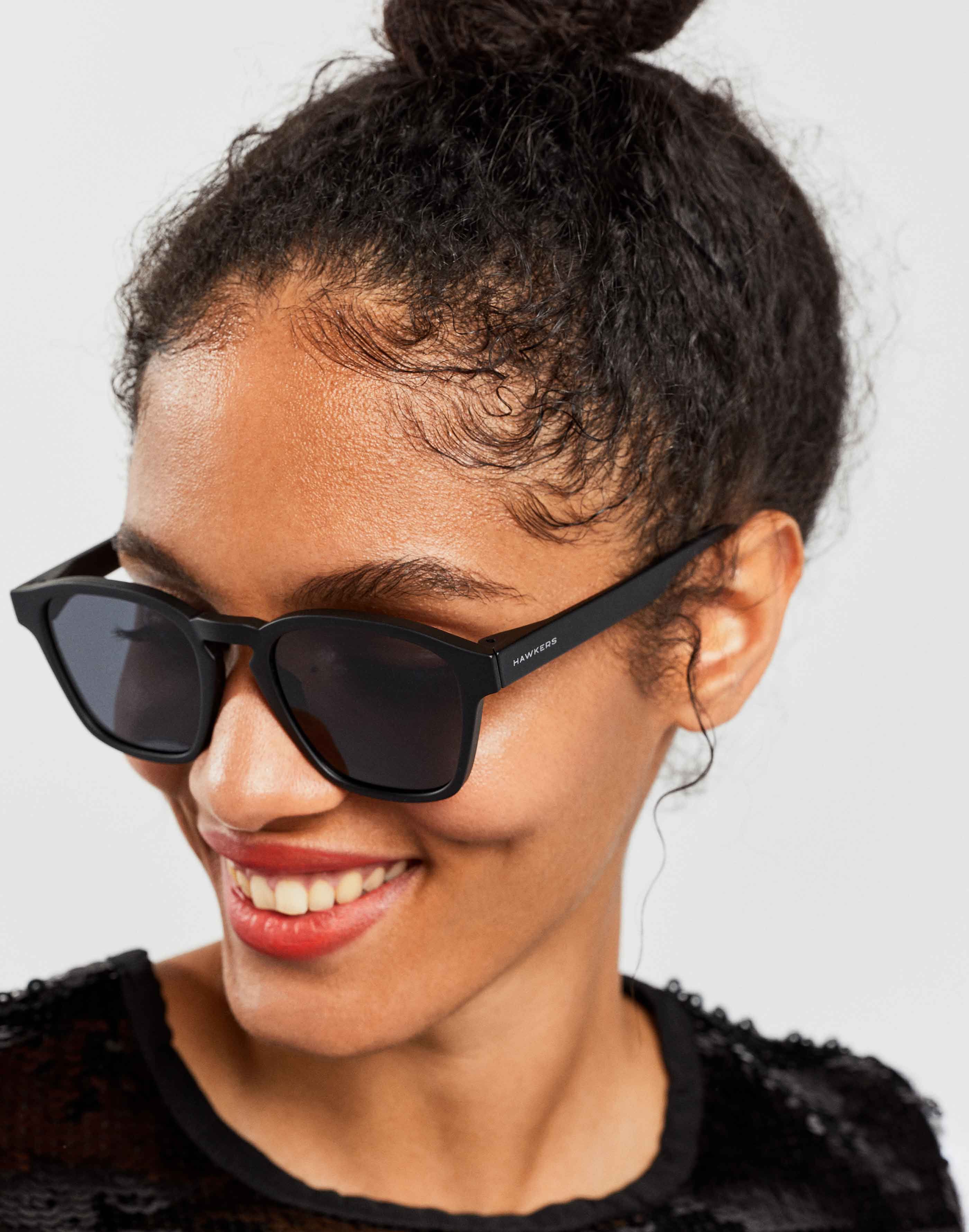 Hawkers black deals sunglasses