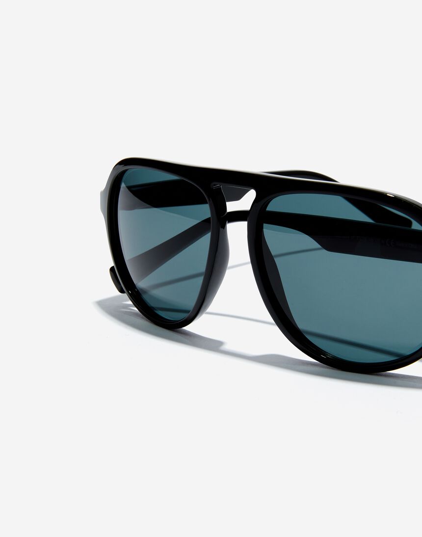 Hawkers WEEKENDER - BLACK BLUE master image number 5.0