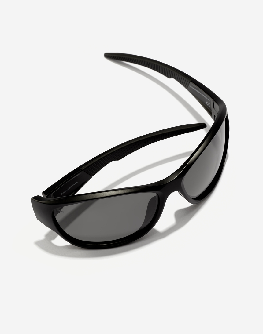 Hawkers RAVE - POLARIZED BLACK DARK master image number 3.0