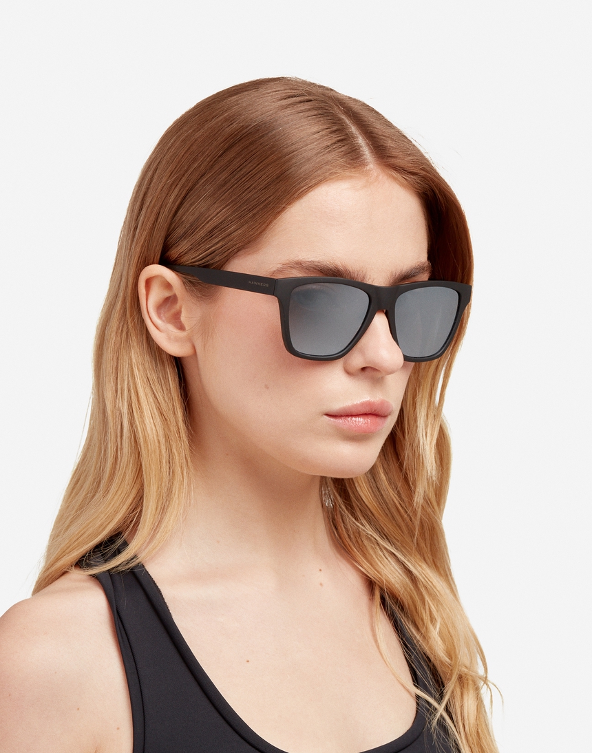 Hawkers ONE LS RAW - BLACK CHROME master image number 6.0