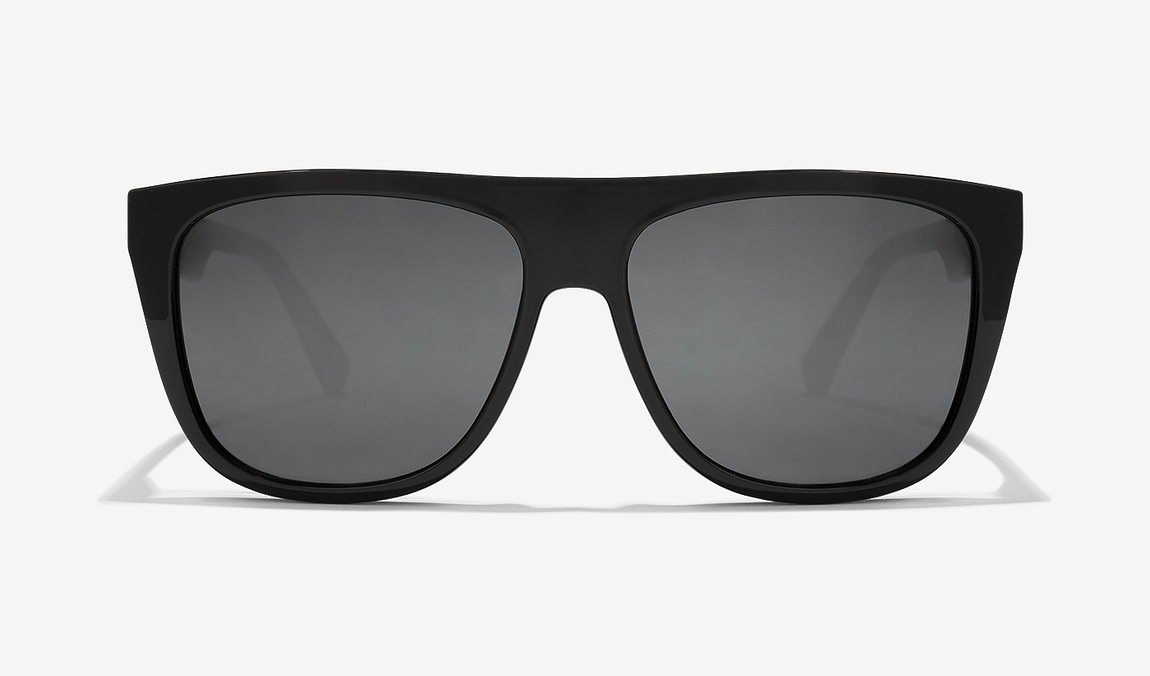 Hawkers Black Runway master image number 1