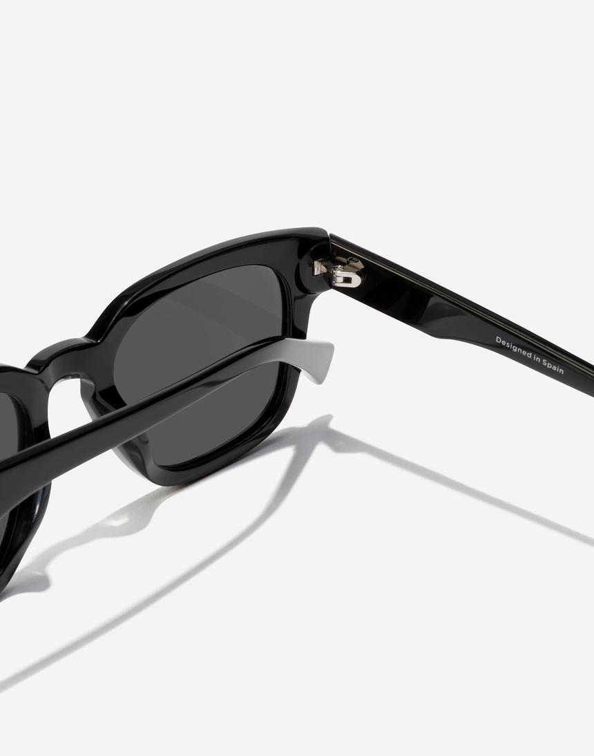 Hawkers STACK - POLARIZED BLACK DARK master image number 5.0