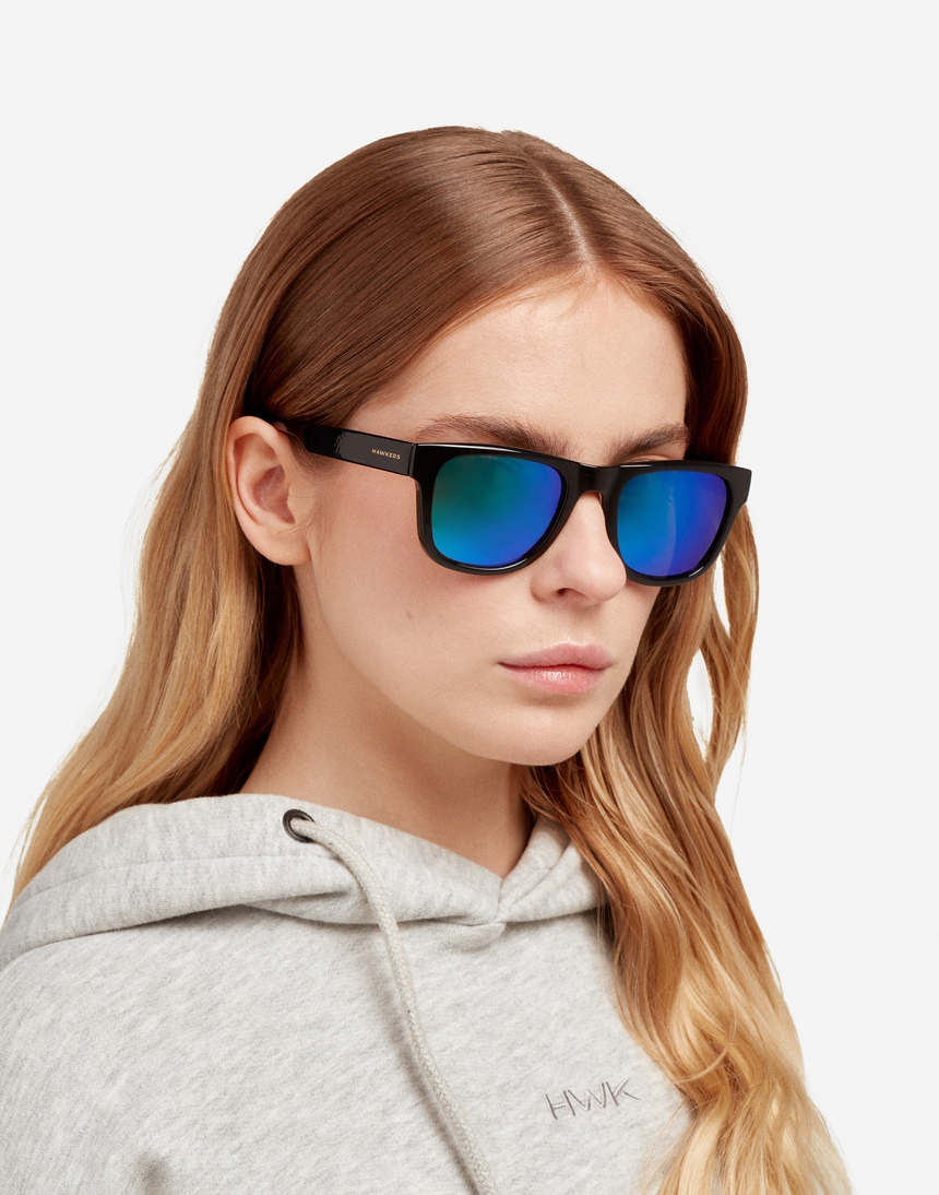 Hawkers TOX - POLARIZED BLACK EMERALD master image number 6.0