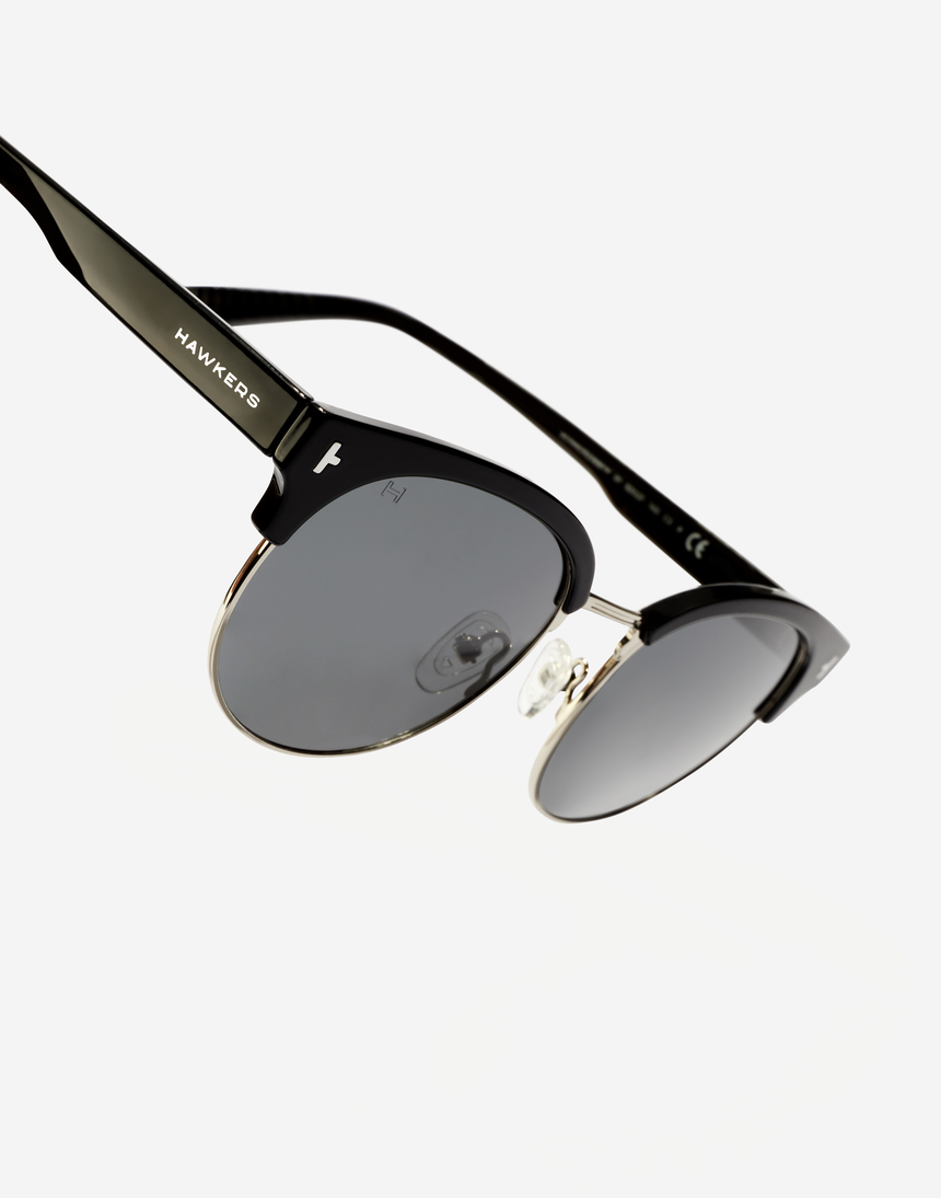 Hawkers NEW CLASSIC ROUNDED - POLARIZED BLACK master image number 4.0