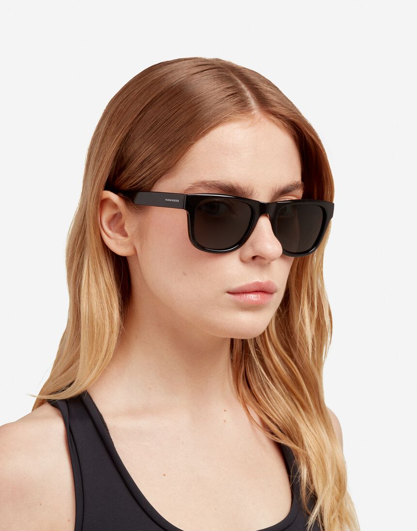 Hawkers TOX - POLARIZED BLACK master image number 6.0