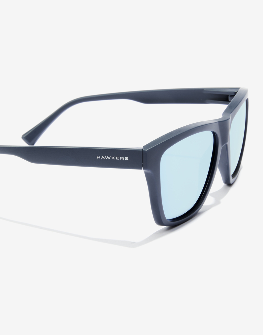 Hawkers ONE LS RAW - POLARIZED NAVY BLUE CHROME master image number 5.0