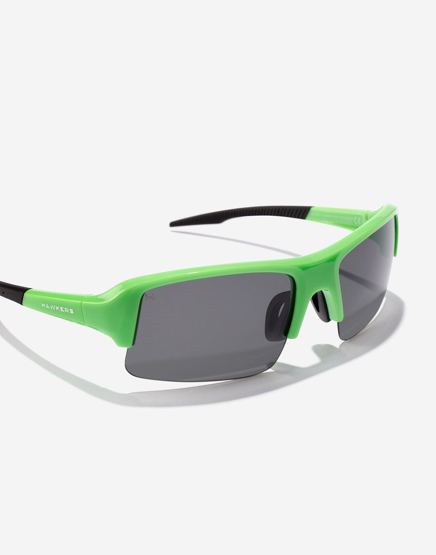 Hawkers BAT - POLARIZED NEON GREEN DARK master image number 4.0