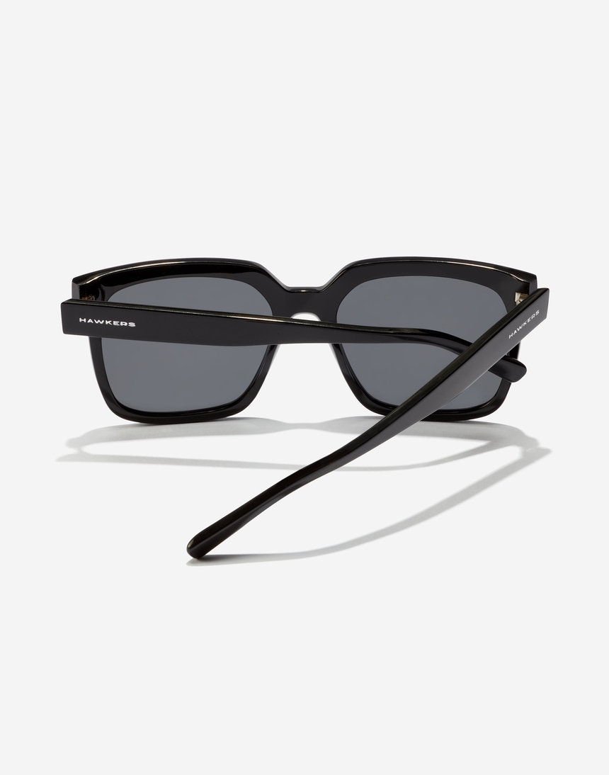 Hawkers EUPHORIA - POLARIZED BLACK DARK master image number 4.0
