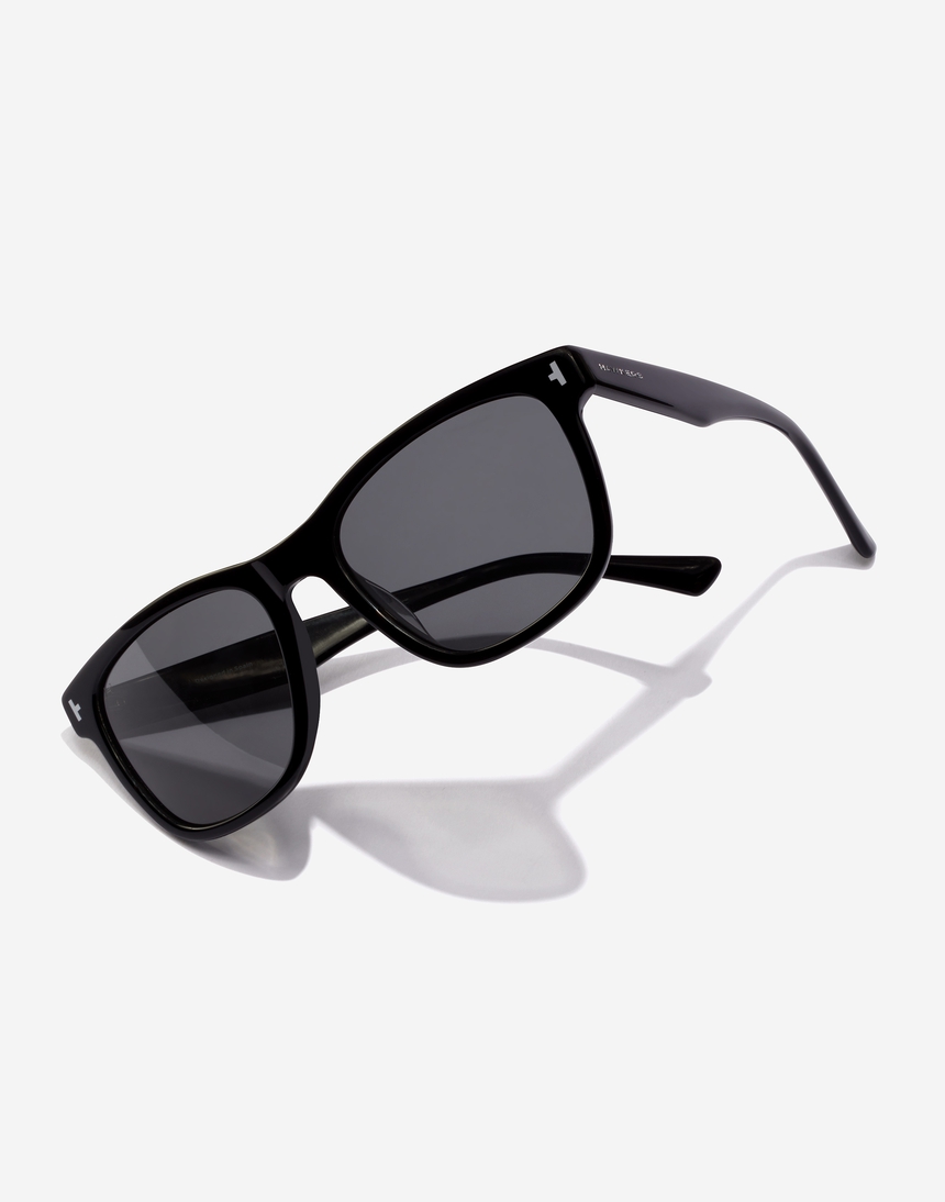 Hawkers ONE PAIR XL - POLARIZED BLACK master image number 3.0