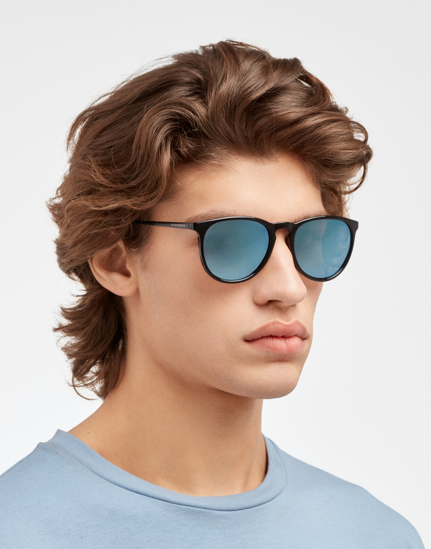 Hawkers OLLIE - POLARIZED BLACK CHROME master image number 7.0