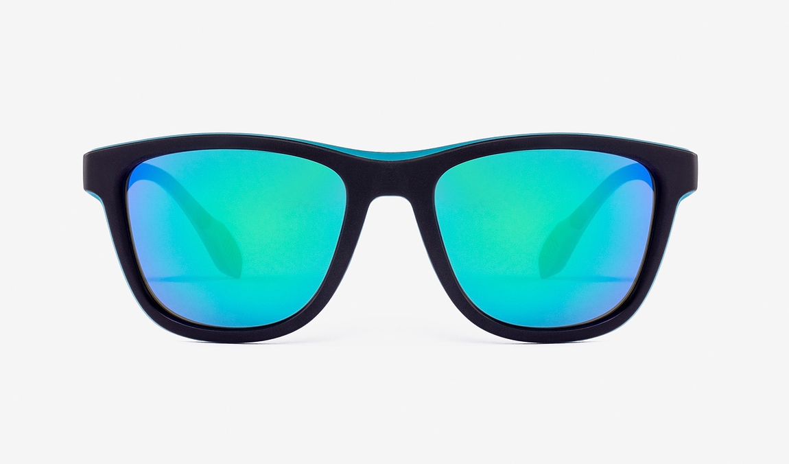 Hawkers Polarized Black Green Rubber Emerald ONE S master image number 1