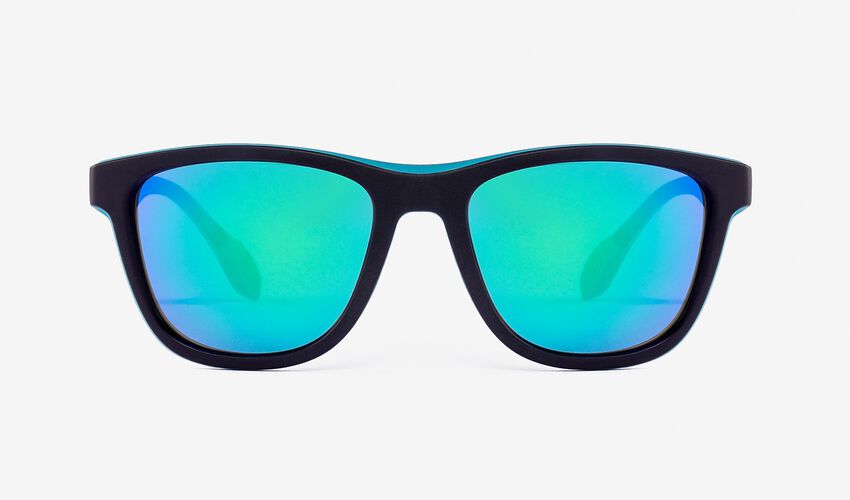 Hawkers Polarized Black Green Rubber Emerald ONE S master image number 1