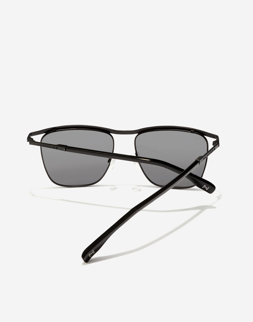 Hawkers CALI - POLARIZED BLACK DARK master image number 4.0