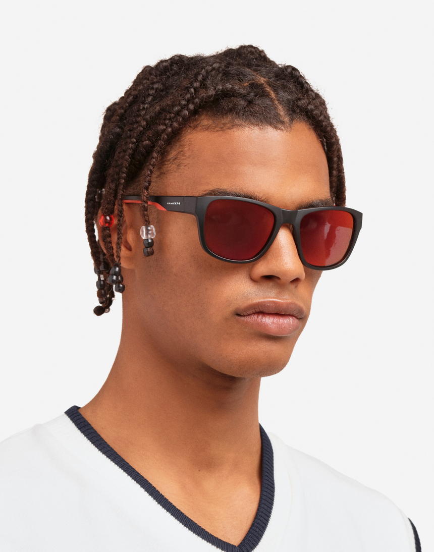 Hawkers OWENS - POLARIZED BLACK RED RUBY master image number 7.0