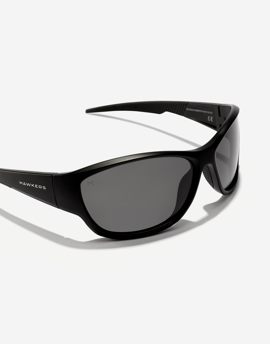 Hawkers RAVE - POLARIZED BLACK DARK master image number 5.0