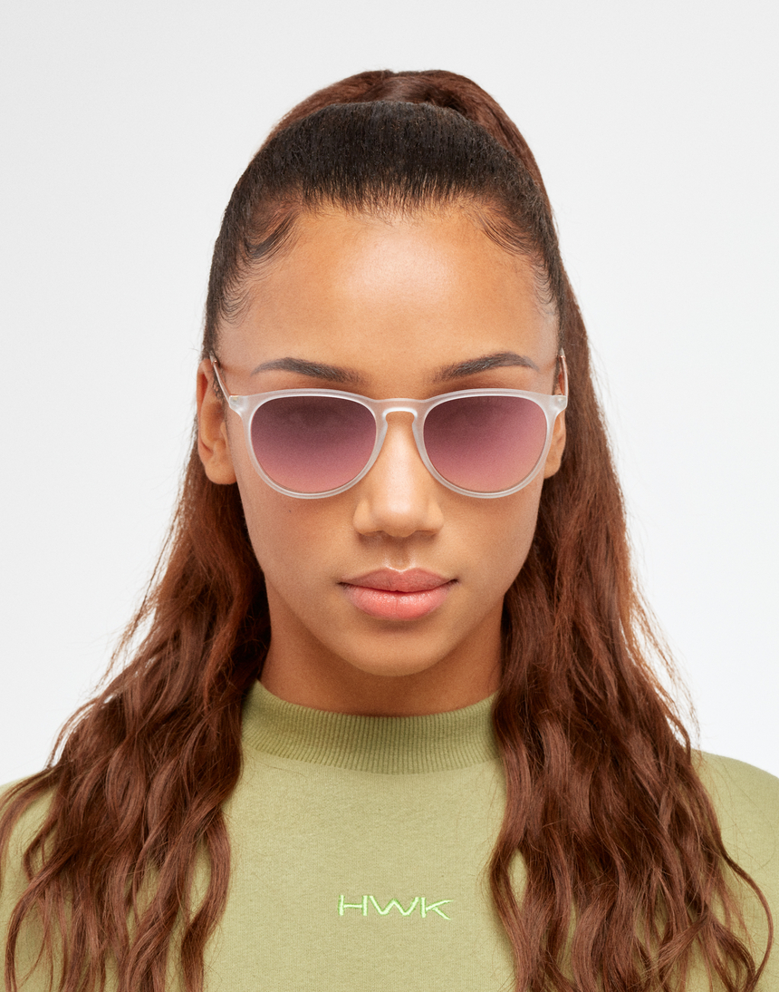 Hawkers OLLIE - POLARIZED CRYSTAL PINK master image number 8.0