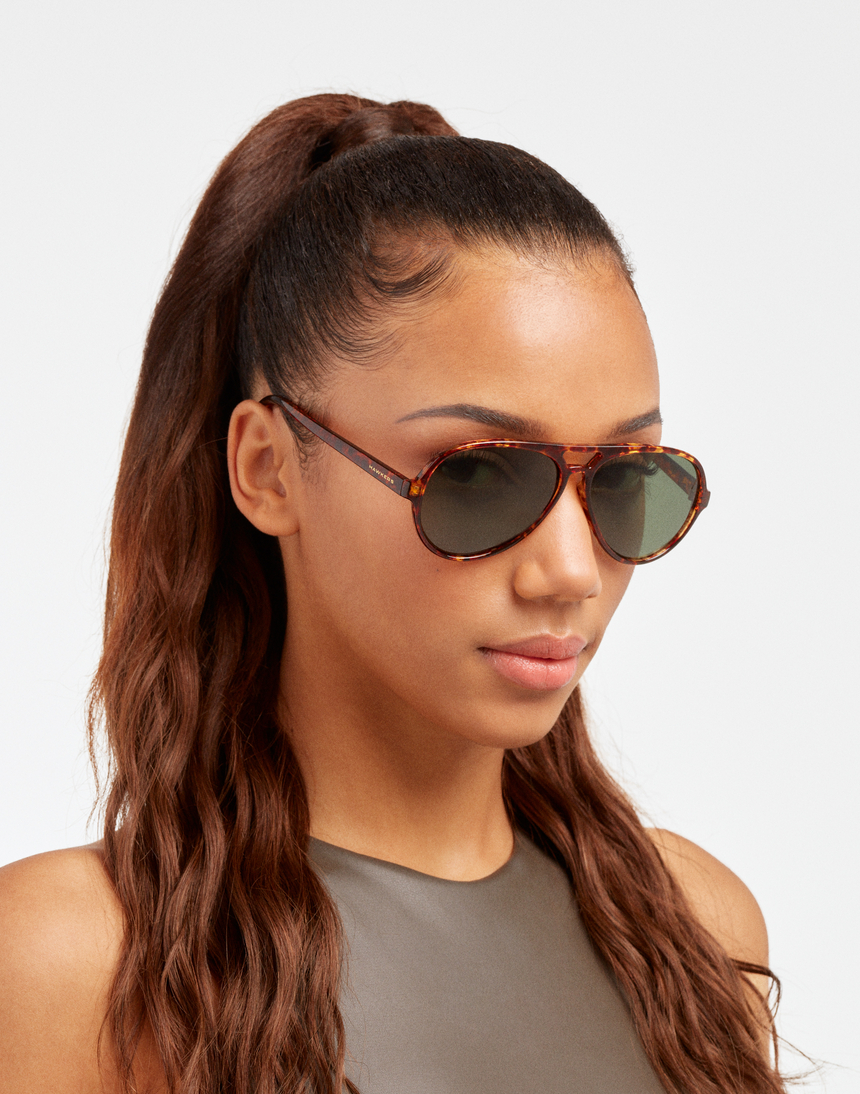 Hawkers SOUTH BEACH - POLARIZED CAREY GREEN master image number 6.0