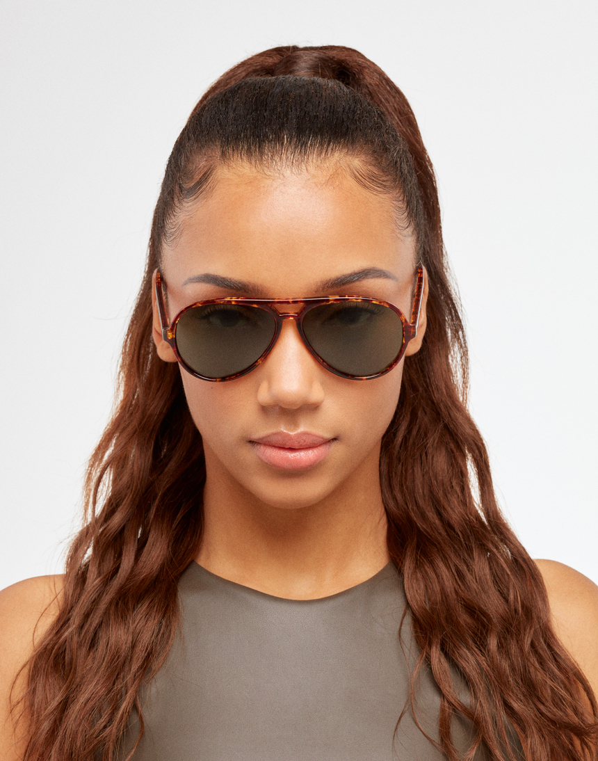 Hawkers SOUTH BEACH - POLARIZED CAREY GREEN master image number 8.0