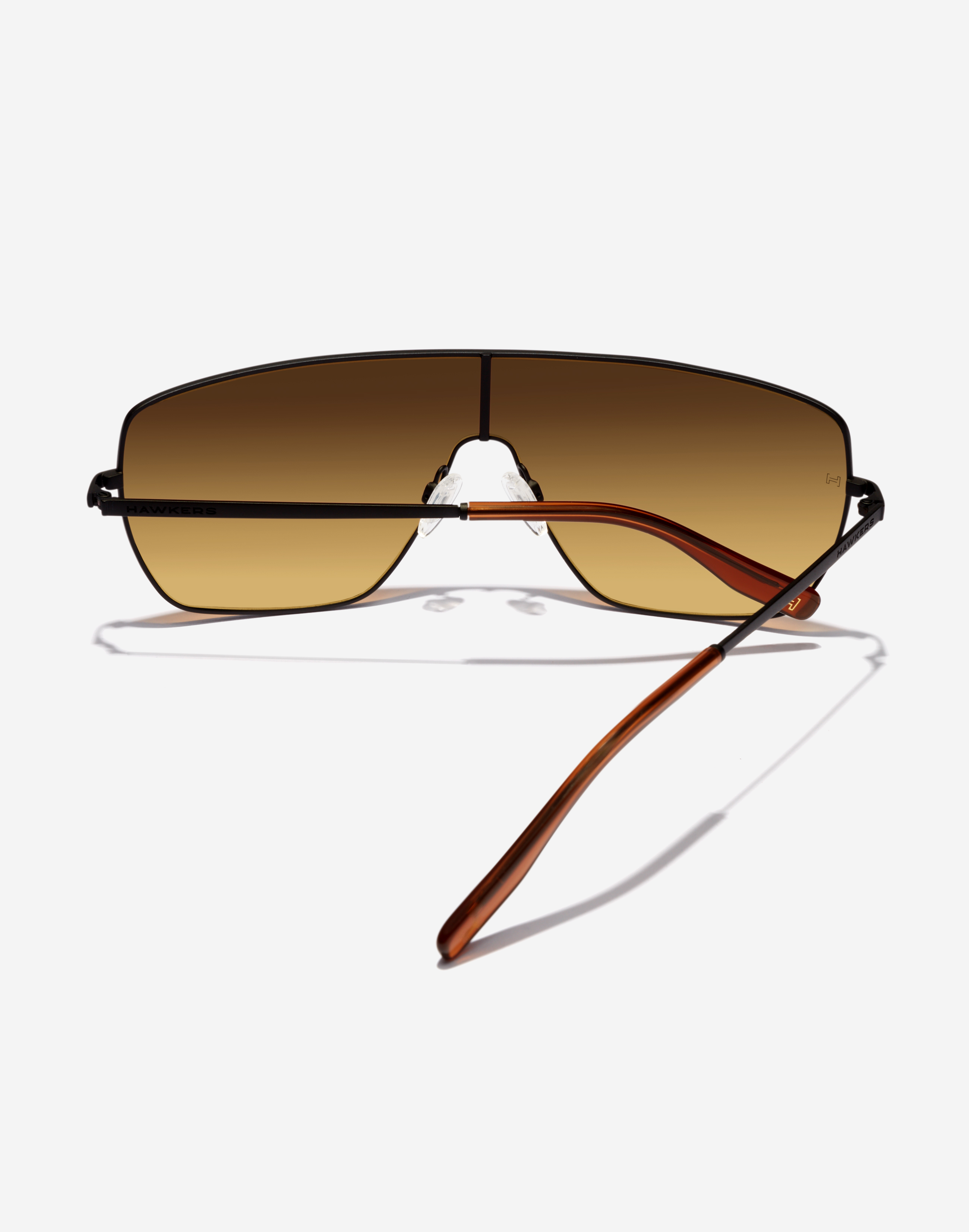 Nos Lunettes de Soleil Hawkers ECLIPSA - BLACK TOBACCO