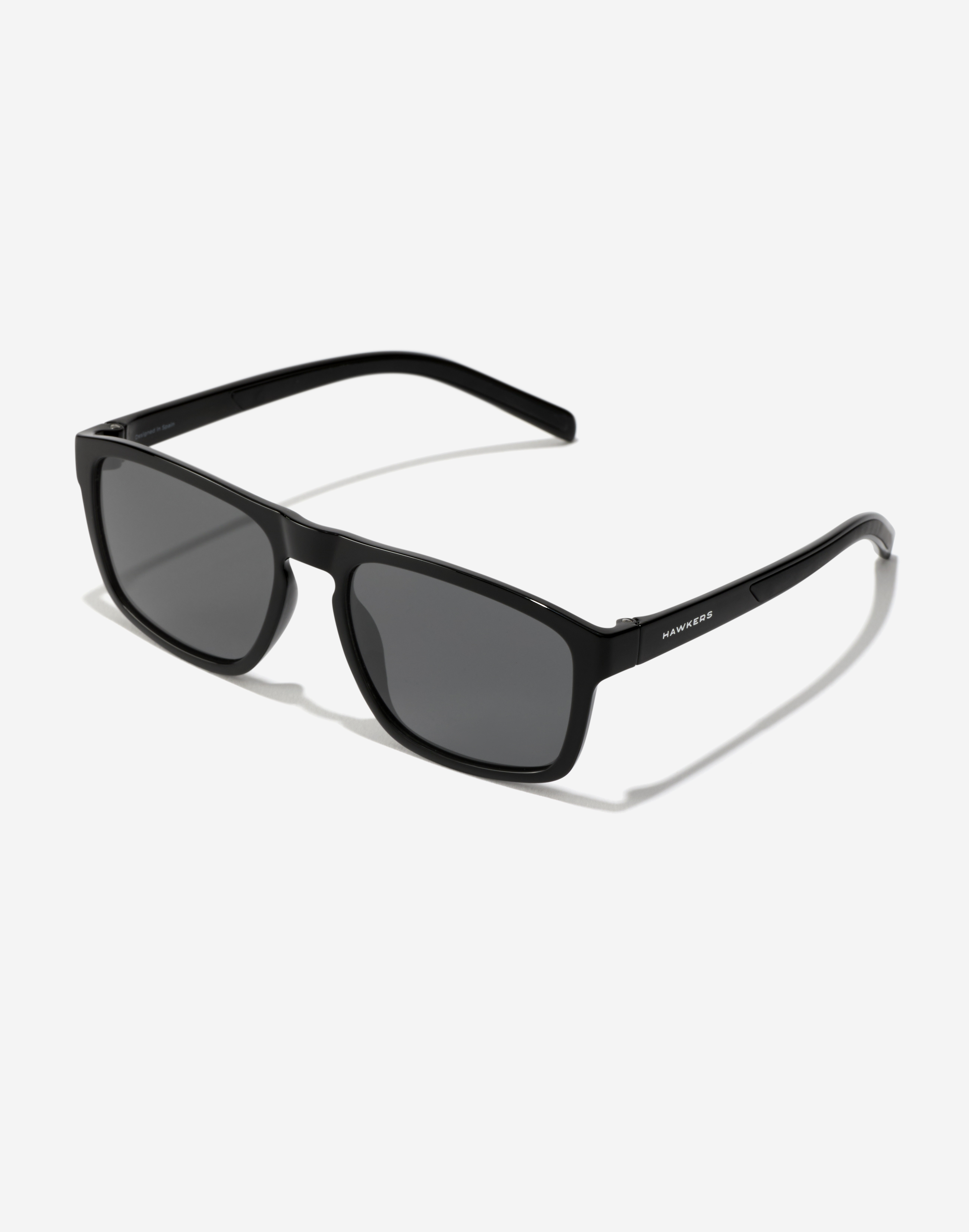 Sunglasses Hawkers LION - POLARIZED BLACK DARK