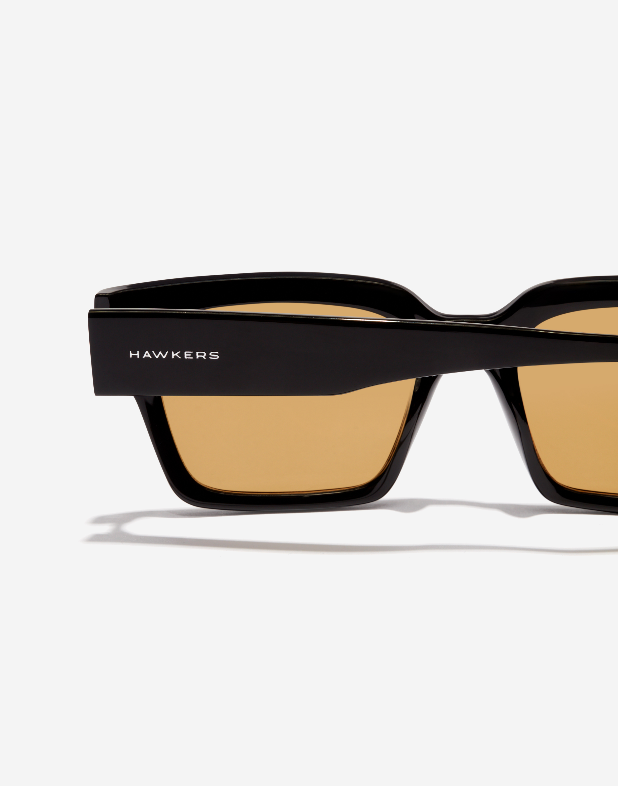 Sunglasses Hawkers MATE - BLACK MUSTARD ECO