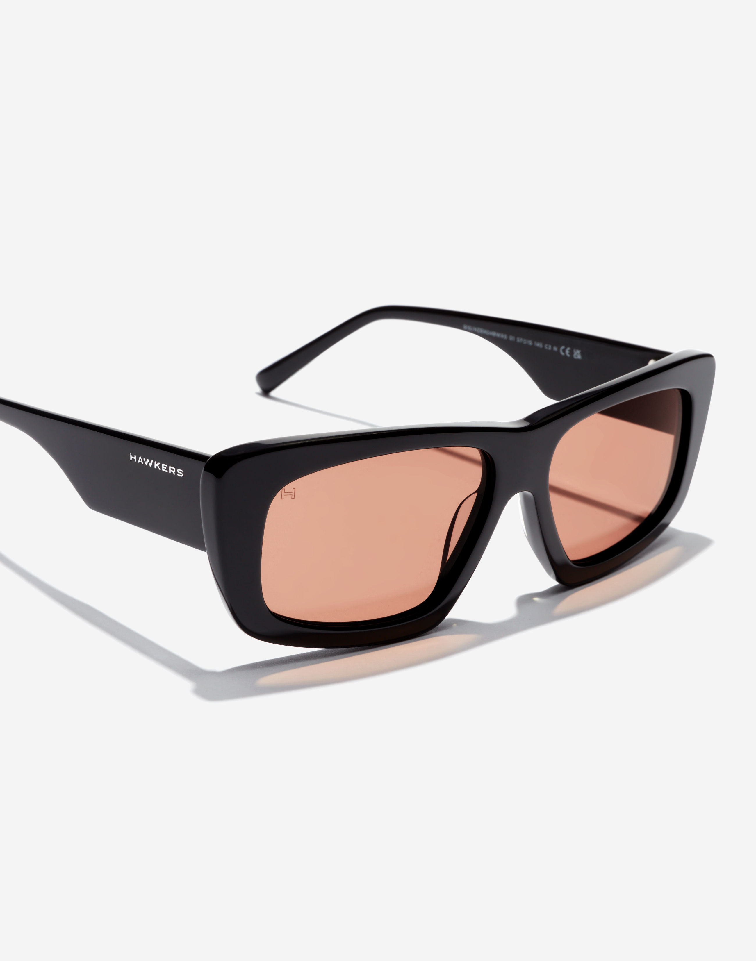 Nos Lunettes de Soleil Hawkers ZENITH - BLACK NUDE