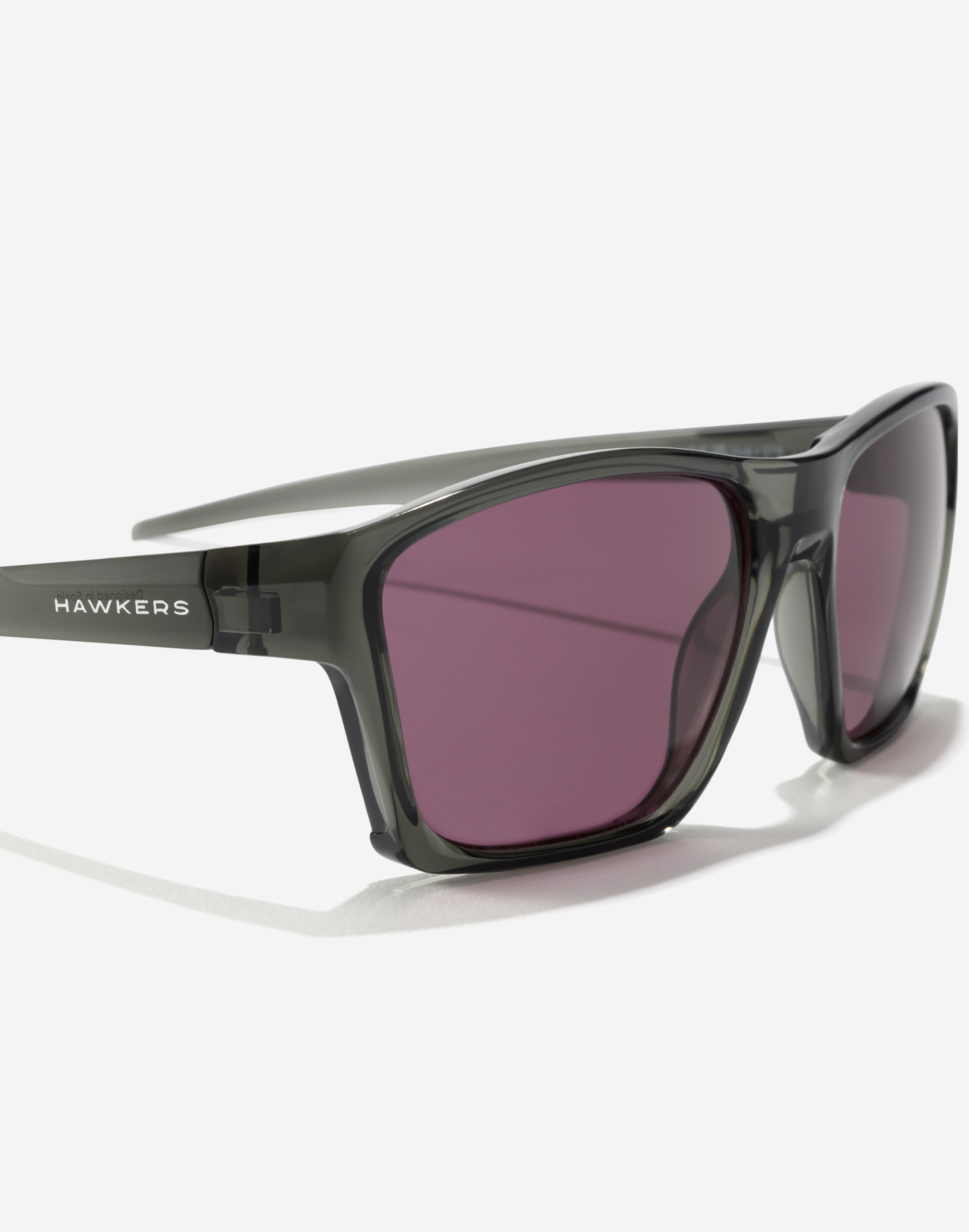 Sunglasses Hawkers SHARK - BLACK GRAPE