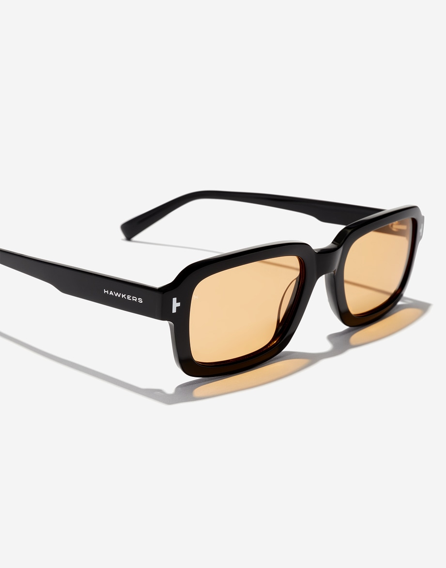 Sunglasses Hawkers POINT - BLACK HONEY