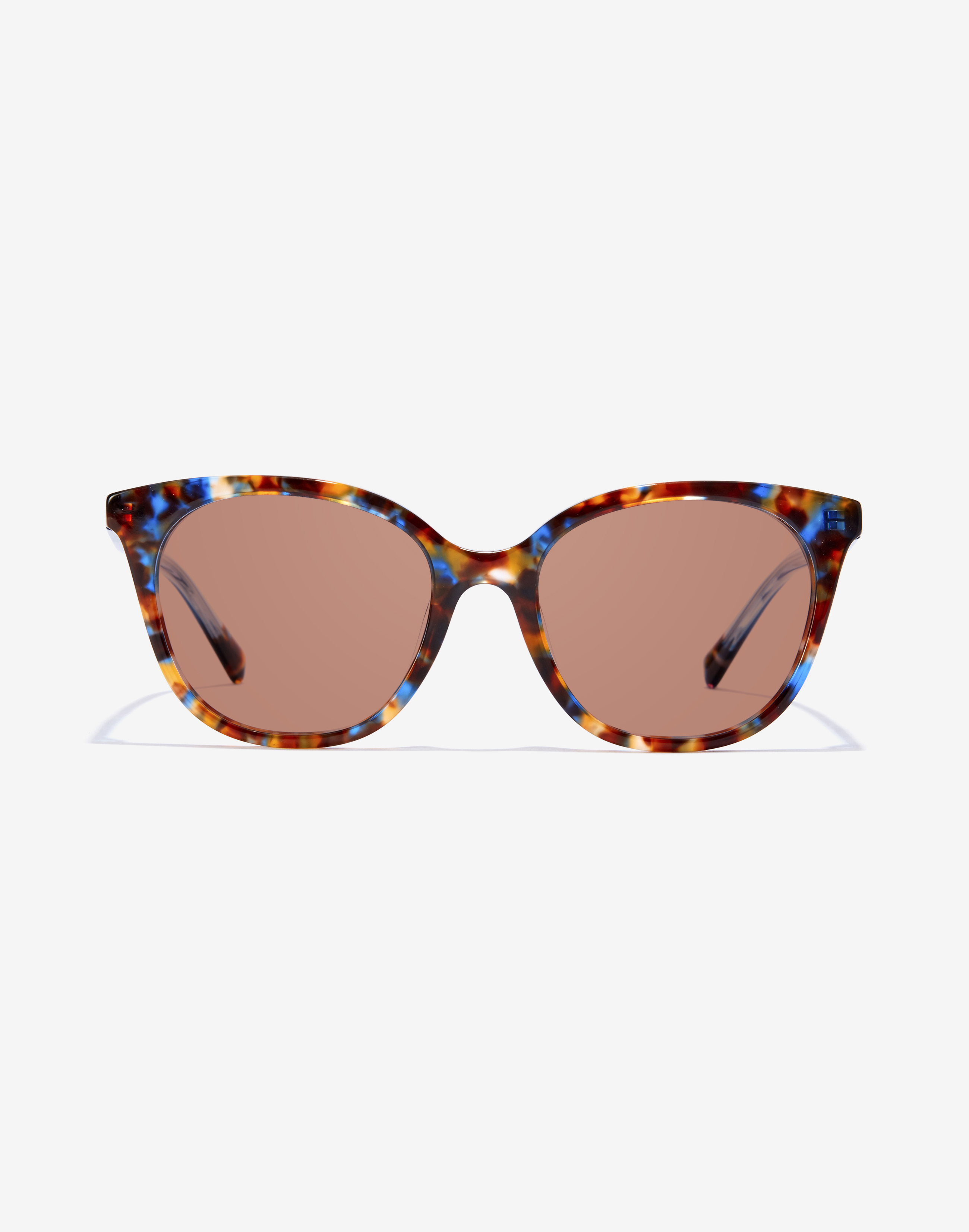 /on/demandware.static/-/Sites-Master-Catalog-Graduadas/default/dw45405222/images/modal_colored/hawkers_eyewear-carey-blue-riesling-320097-brown.jpg