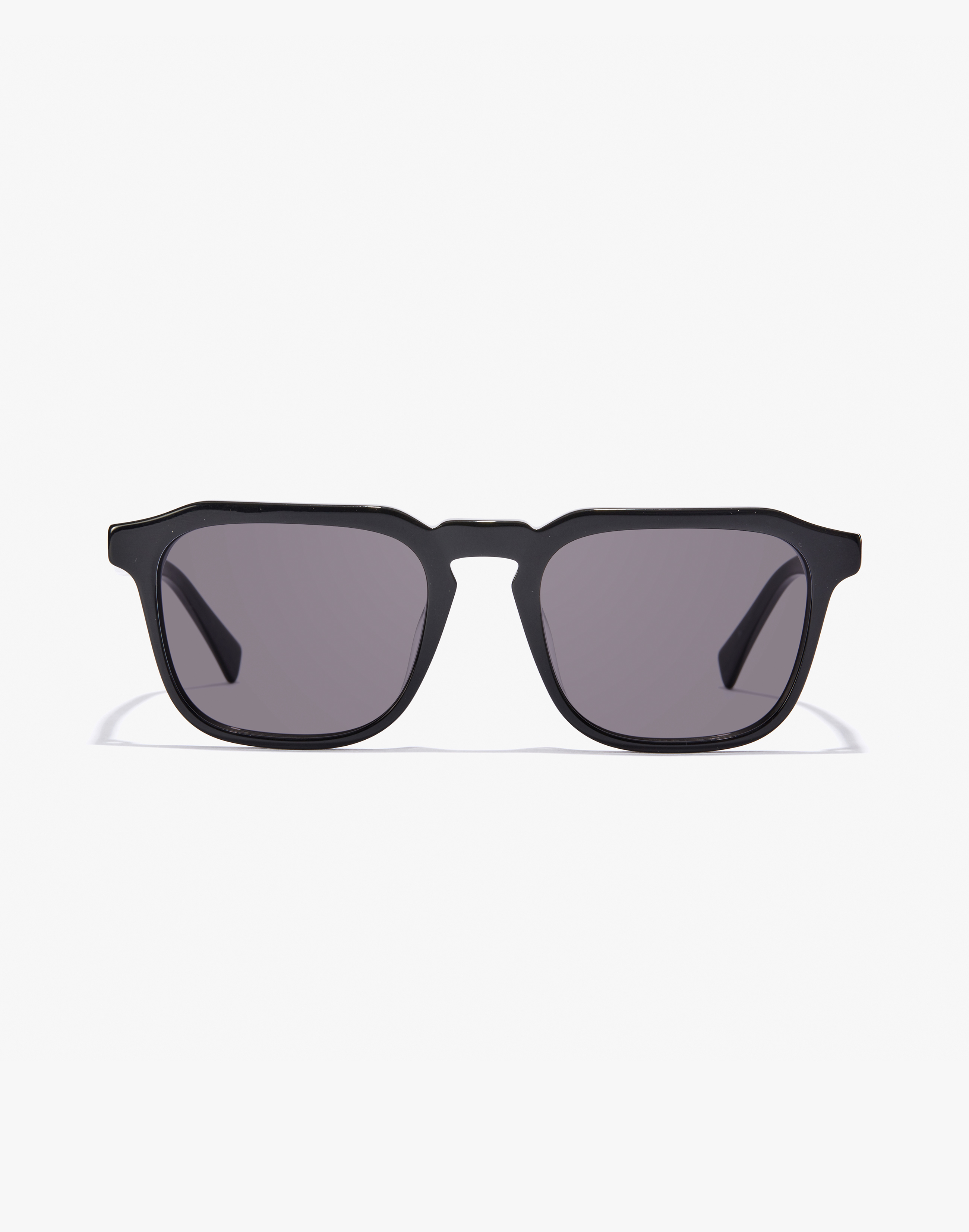 /on/demandware.static/-/Sites-Master-Catalog-Graduadas/default/dw4601ee8b/images/modal_colored/hawkers_eyewear-total-black-gamay-320108-grey.jpg