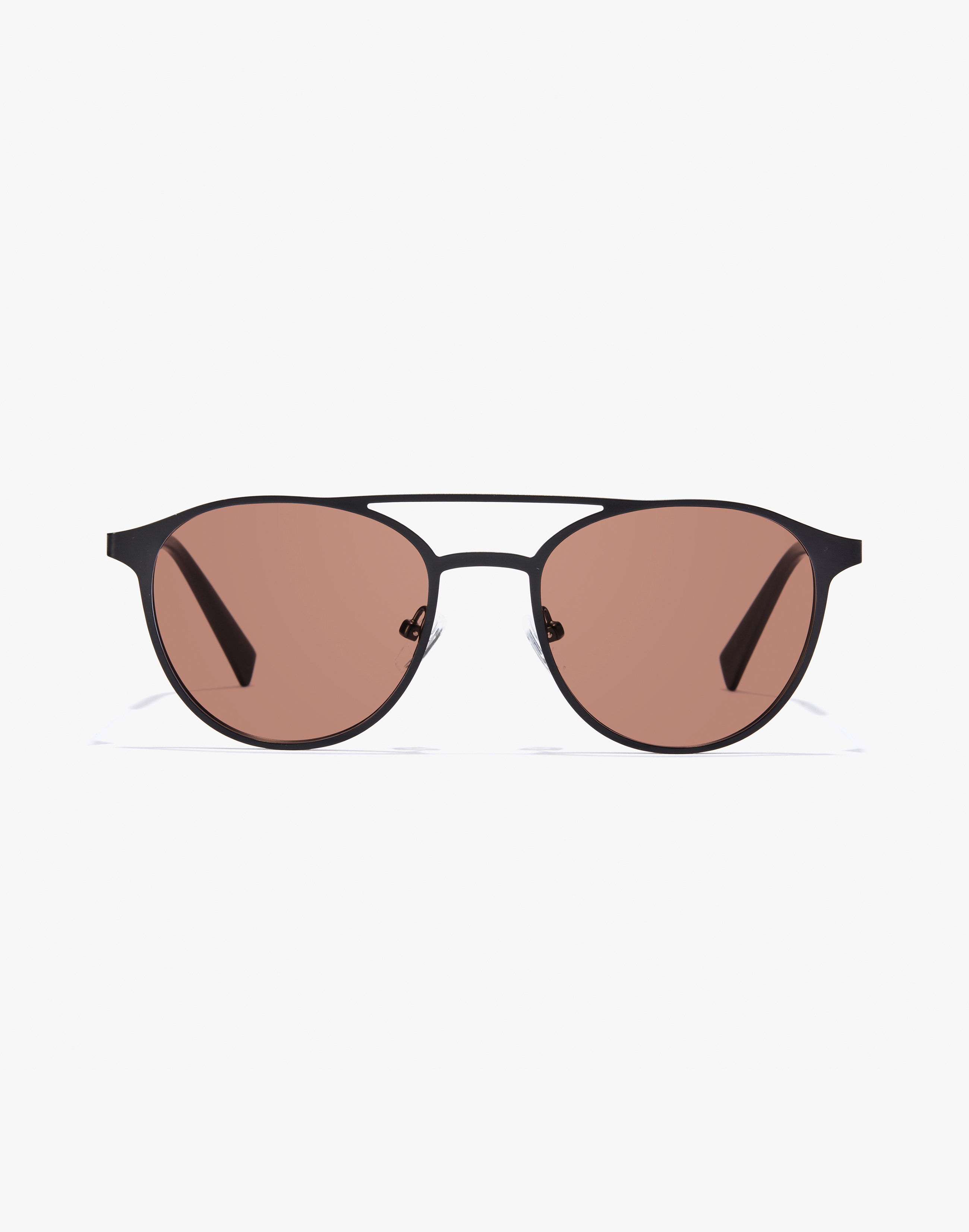 /on/demandware.static/-/Sites-Master-Catalog-Graduadas/default/dw49fbc15c/images/modal_colored/hawkers_eyewear-total-black-sauvignon-330010-brown.jpg