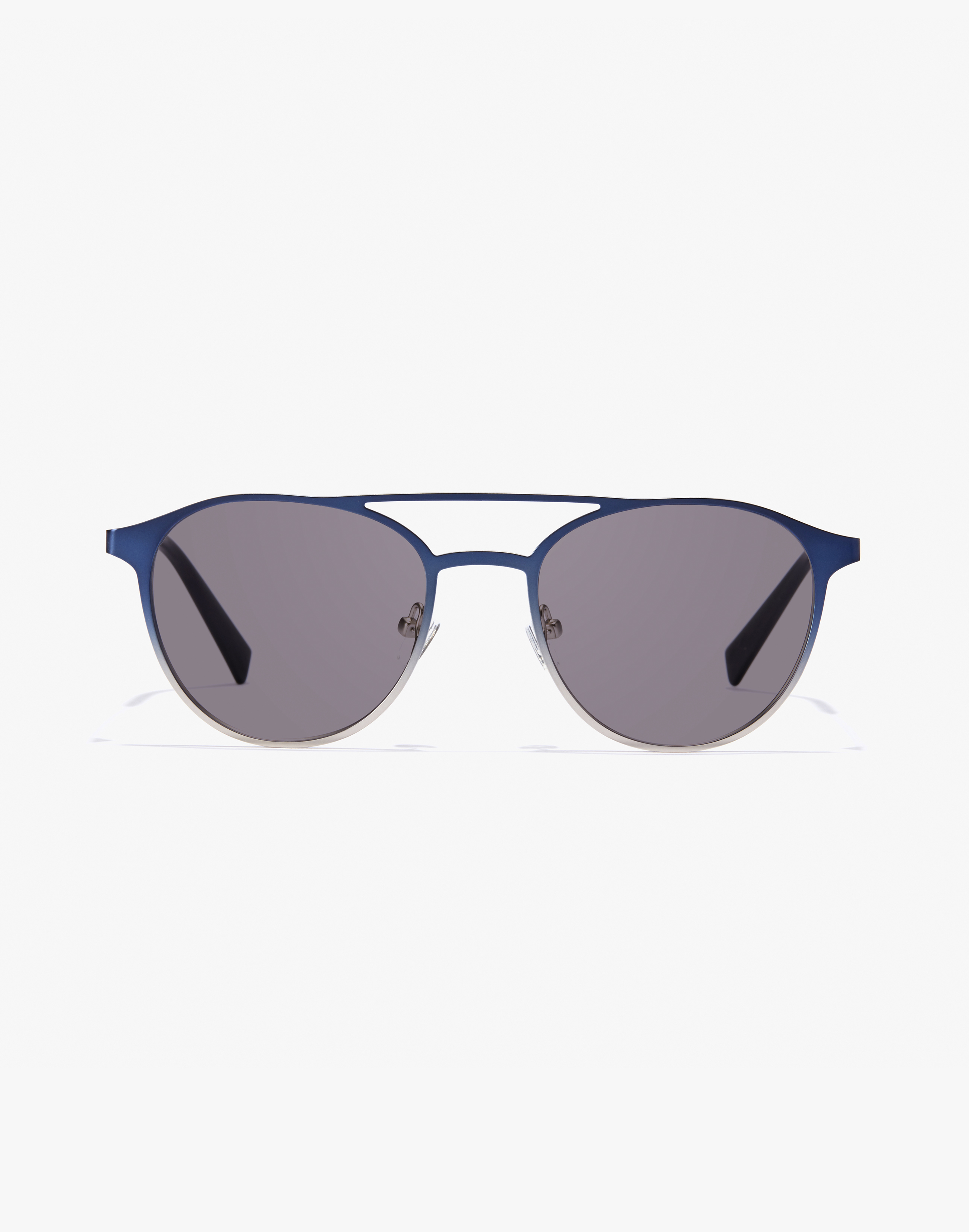 /on/demandware.static/-/Sites-Master-Catalog-Graduadas/default/dw6e2ad888/images/modal_colored/hawkers_eyewear-smoky-navy-sauvignon-330011-grey.jpg