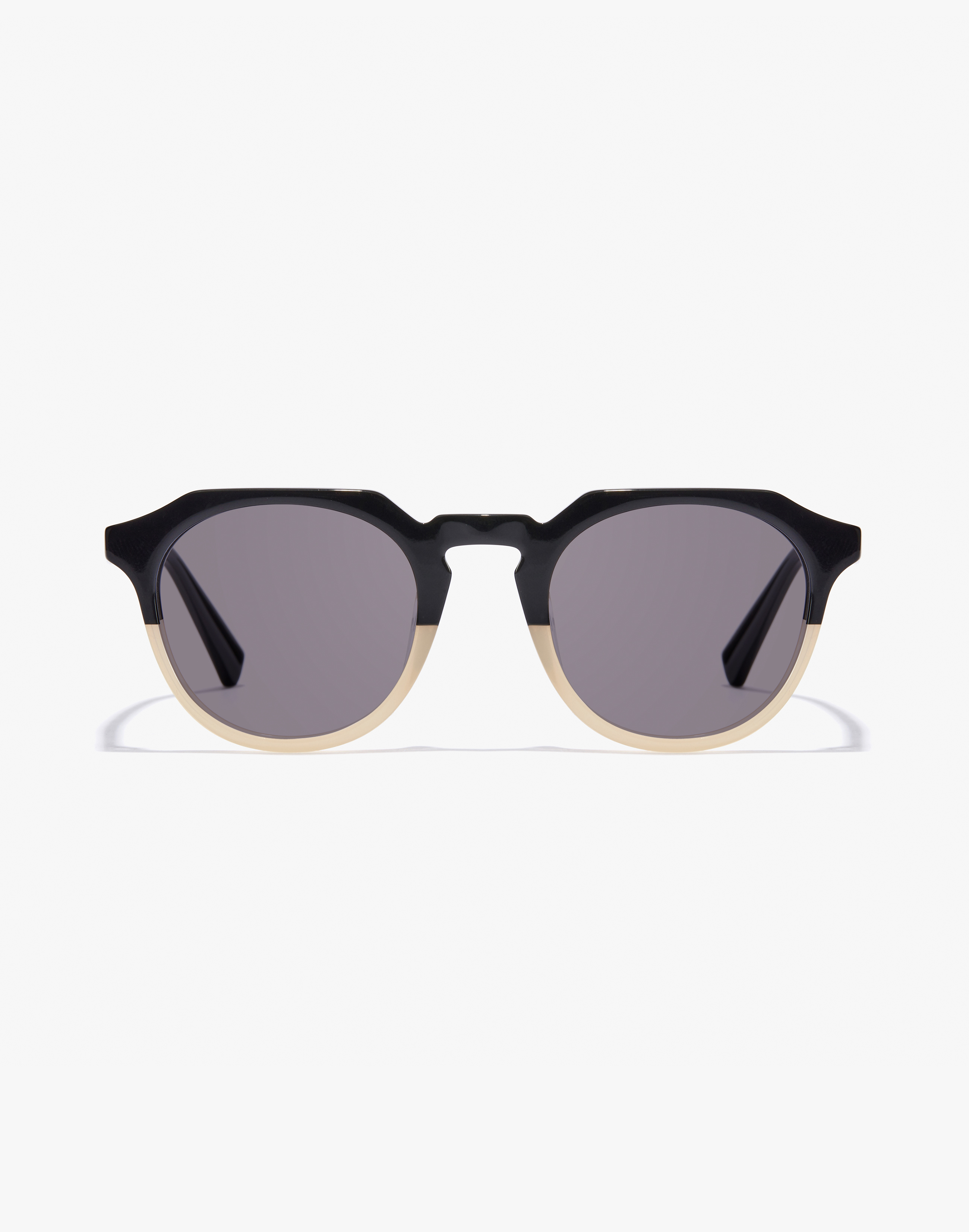 /on/demandware.static/-/Sites-Master-Catalog-Graduadas/default/dw7aa8bc3f/images/modal_colored/hawkers_eyewear-black-beige-bi-chardon-rx-HCH02RX-grey.jpg