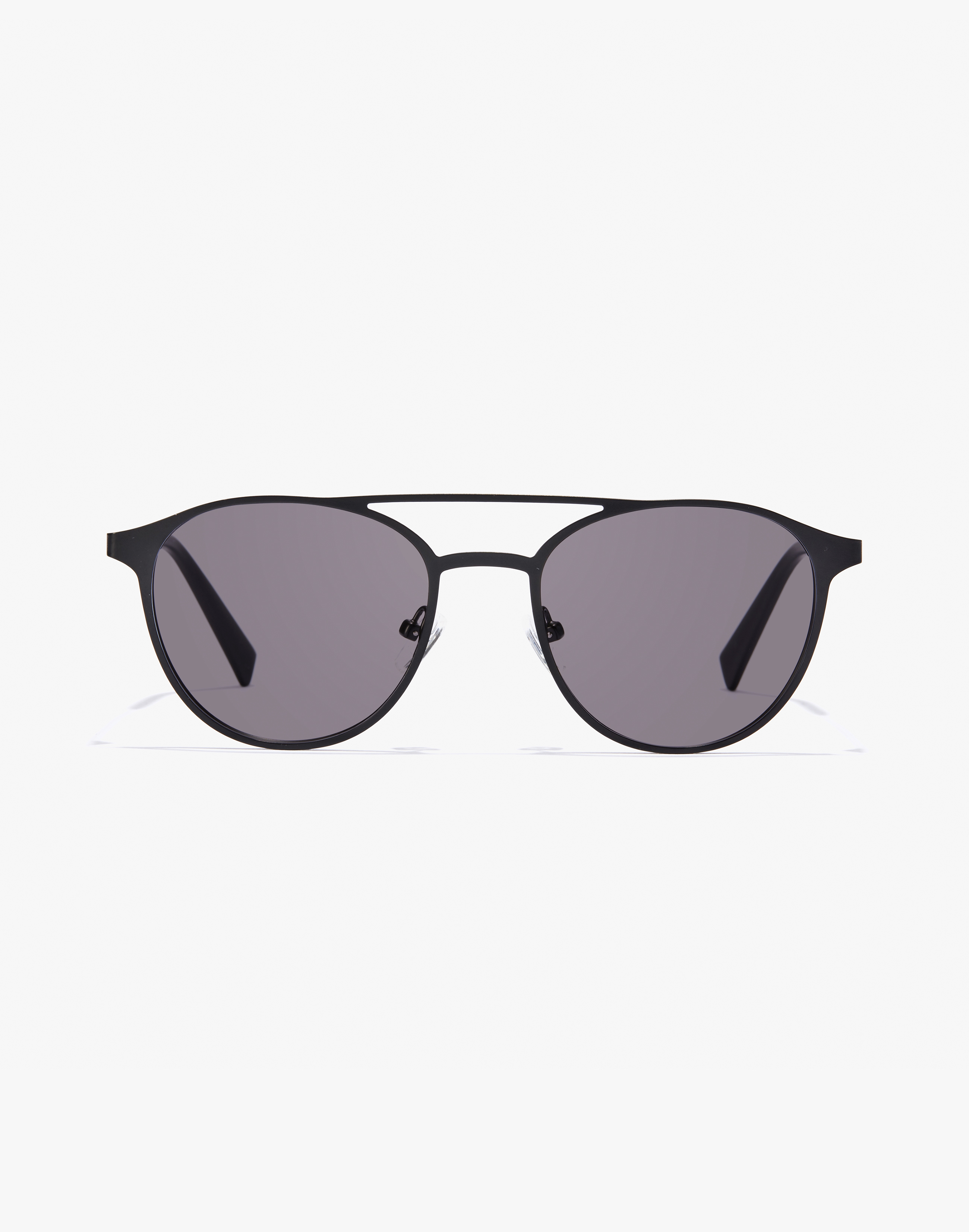 /on/demandware.static/-/Sites-Master-Catalog-Graduadas/default/dw9e9bf719/images/modal_colored/hawkers_eyewear-total-black-sauvignon-330010-grey.jpg