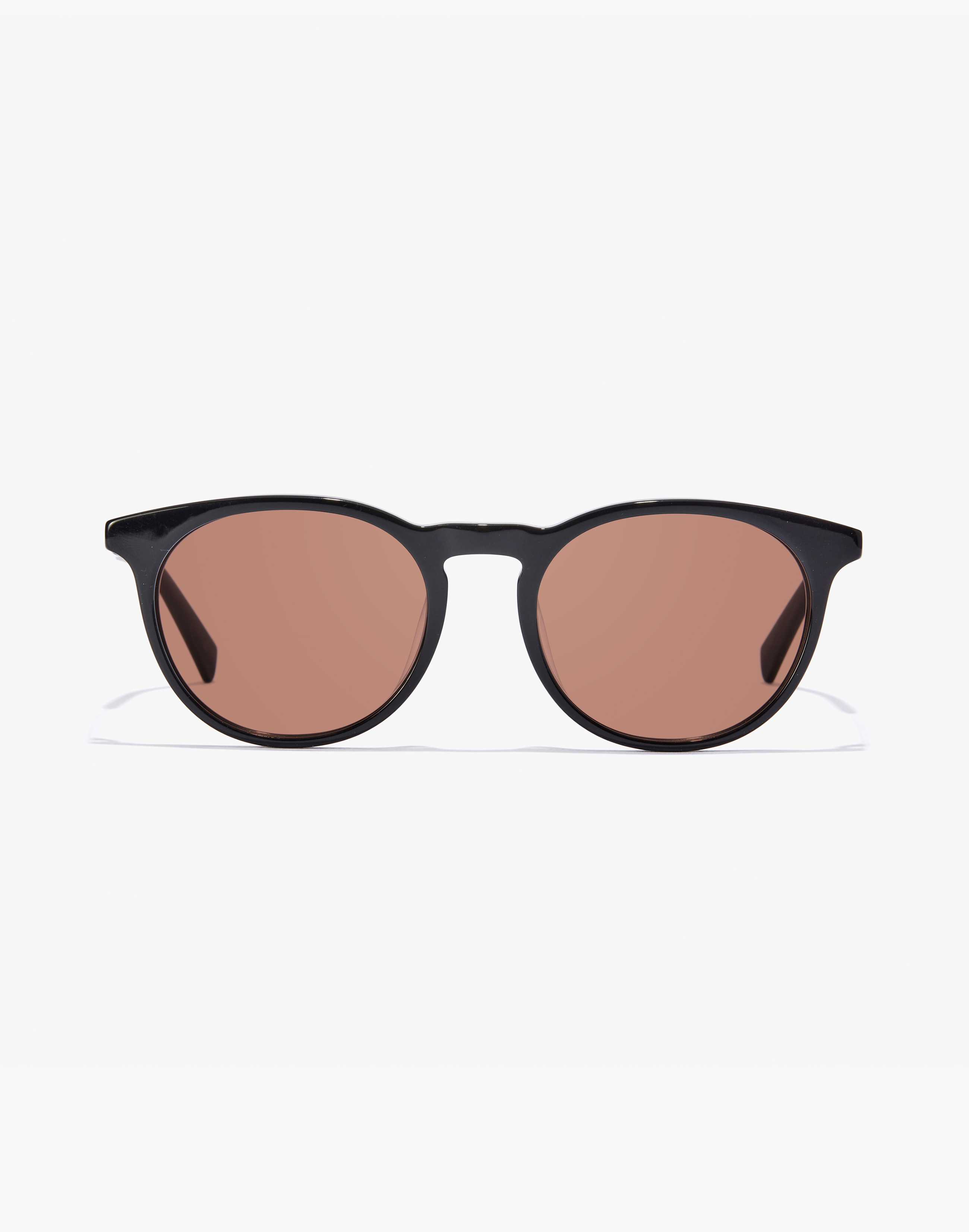 /on/demandware.static/-/Sites-Master-Catalog-Graduadas/default/dwe19505ee/images/modal_colored/hawkers_eyewear-total-black-cabernet-320117-brown.jpg