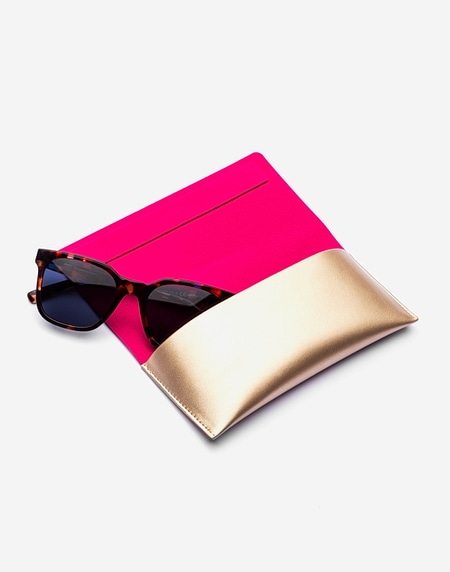 Accessories Hawkers CLUTCH CASE - CHAMPAGNE PINK