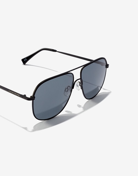 Sunglasses Hawkers BLACK DARK TEARDROP