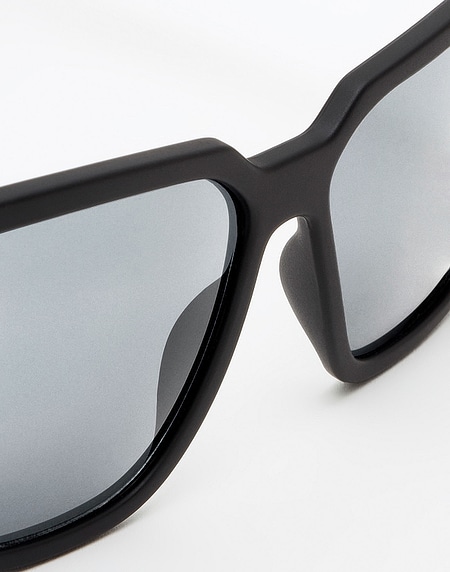 Sunglasses Hawkers CARBON BLACK CHROME MOTION XL
