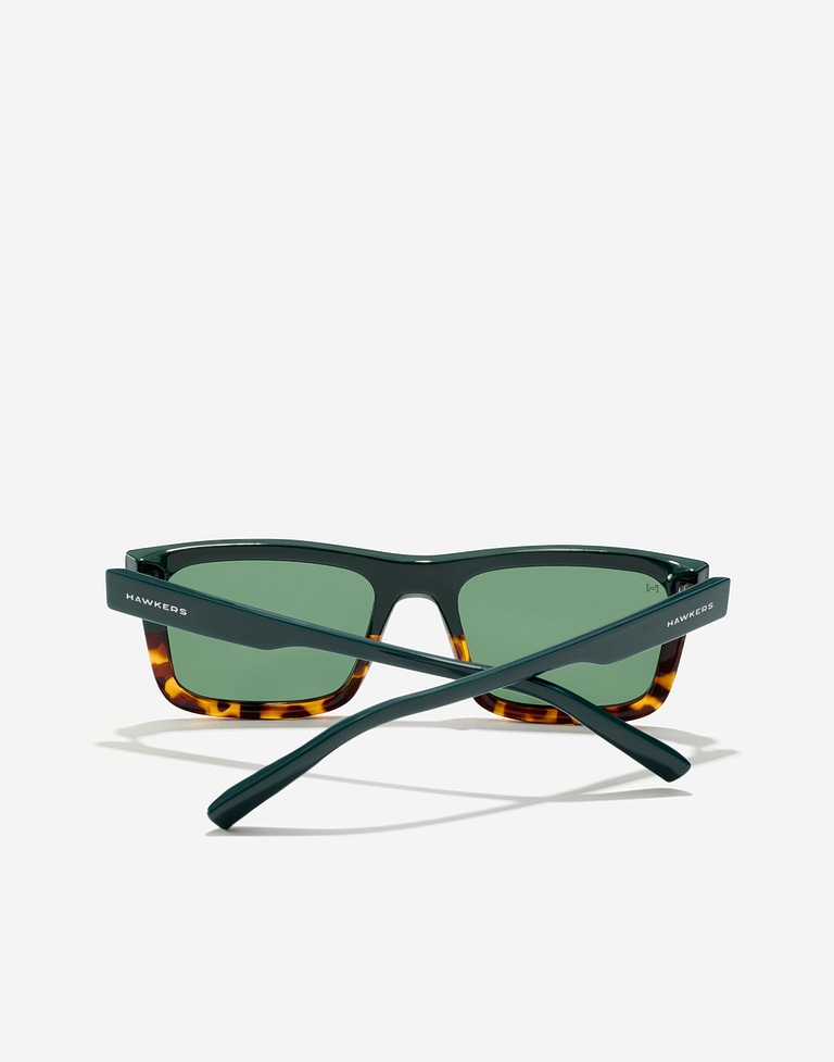 Nos Lunettes de Soleil HAWKERS TERRA - POLARIZED GREEN ALLIGATOR
