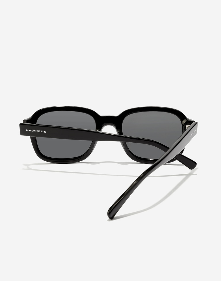 Sunglasses Hawkers TWIST - POLARIZED BLACK DARK