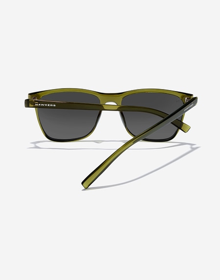 CALEEウェリントンタイプサングラス/Black_brown)EFFECTOR WAVE - POLARIZED BLACK DARK | Hawkers USA