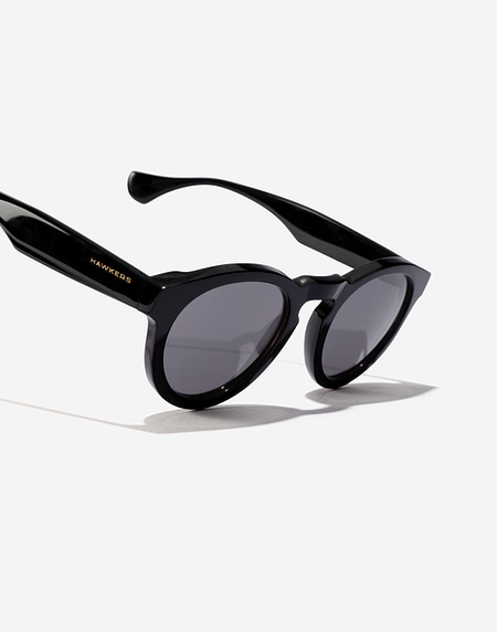 Sunglasses Hawkers DIAMOND BLACK DARK MUDDY