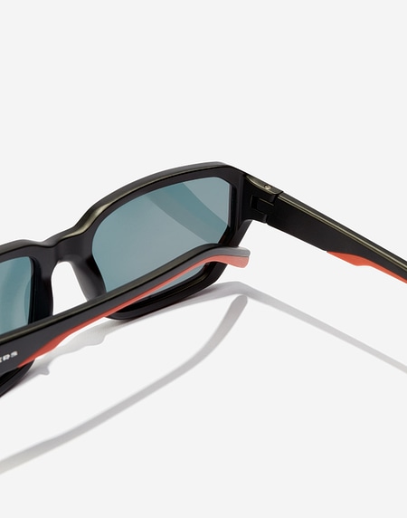Sonnenbrille Hawkers BOLT - POLARIZED BLACK RUBY