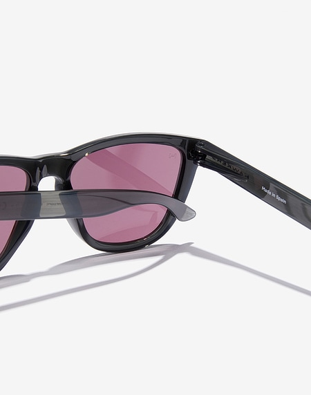 Lentes de sol Hawkers ONE RAW - GREY TRANSPARENT GRAPE