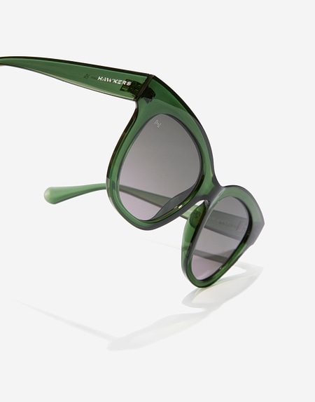 Sunglasses Hawkers AUDREY RAW - DARK GREEN AURORA