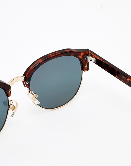 Sunglasses Hawkers CAREY - ROSE GOLD CLASSIC ROUNDED