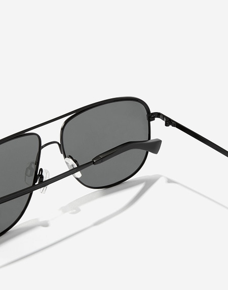 Sunglasses Hawkers TEARDROP - POLARIZED DARK