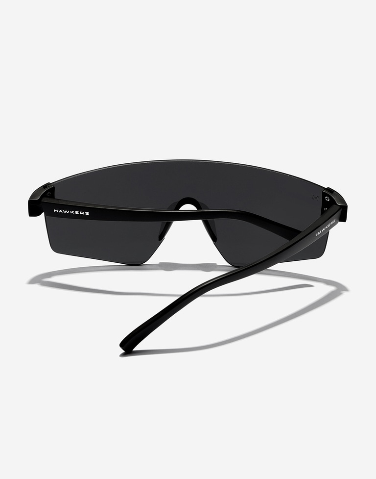 Sunglasses Hawkers AERO - BLACK DARK