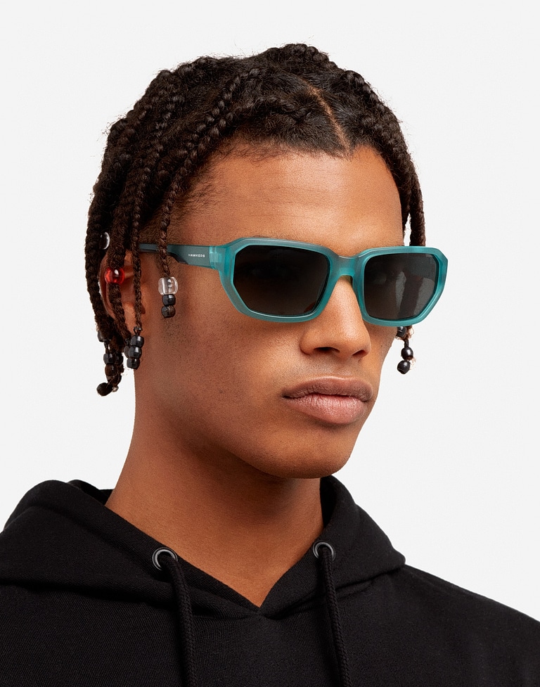 Sunglasses Hawkers BOLT - POLARIZED ARTIC BLUE DARK