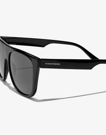 Γυαλιά ηλίου Hawkers RUNWAY - POLARIZED MATTE BLACK